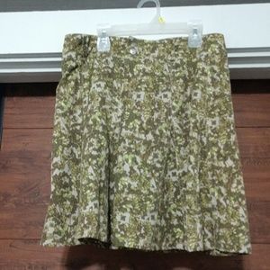 Sahalie skort, Medium